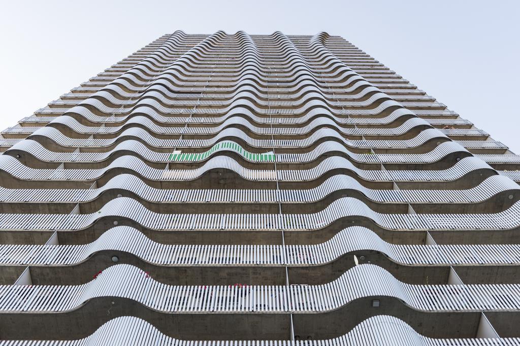 Sky View Apartment Wina Bagian luar foto