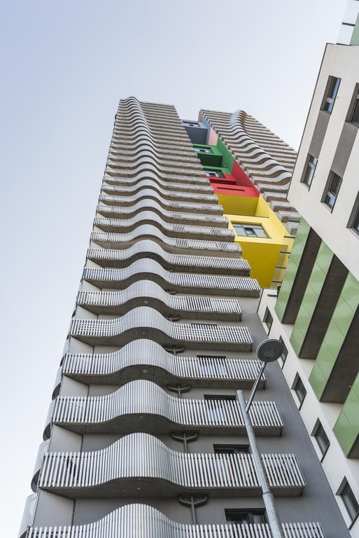 Sky View Apartment Wina Bagian luar foto
