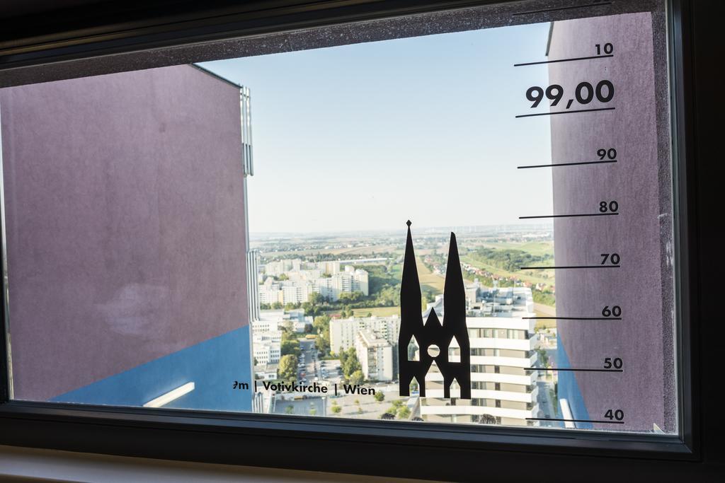 Sky View Apartment Wina Bagian luar foto